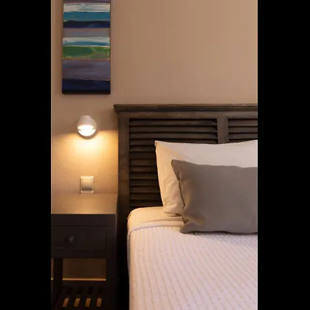 Fiscardostudios Apartment